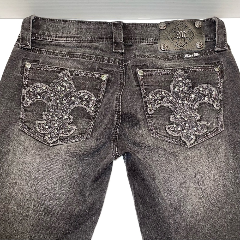 Miss Me Signature-Rise Black Distressed Skinny Jeans